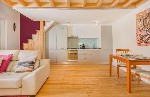 Alfama Apartment | Graça Cozy Duplex