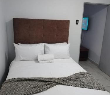 East London Bed & Breakfast | Grace Villas 6