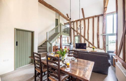 Saxmundham House | Granary Cottage Valley Farm Barns, Snape