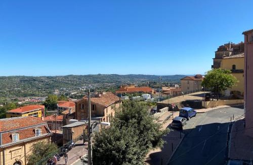 Grasse Apartment | Grand Appartement Centre historique Grasse