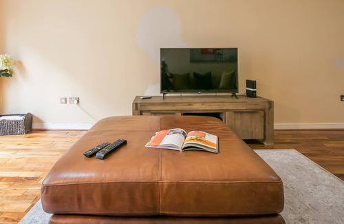 Grand Canal Dock Apartment | Grand Canal Quay - Fantastic Duplex 3 Bed/2 Bath Apartment - sleeps 7