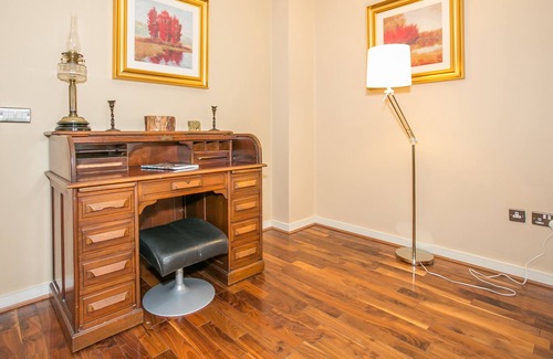 Grand Canal Dock Apartment | Grand Canal Quay - Fantastic Duplex 3 Bed/2 Bath Apartment - sleeps 7