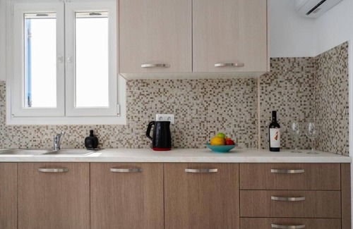 Naxos Apartment | Grand Family Deluxe Apartment Sea View | Evripus Suites Naxos