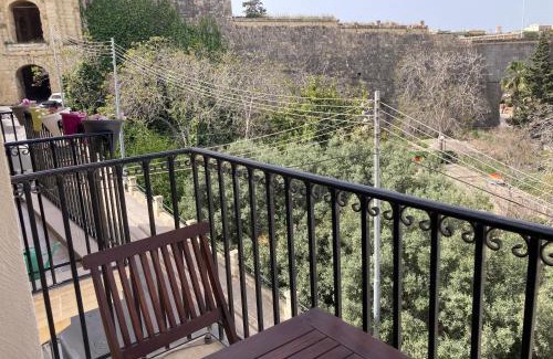 Kalkara Apartment | Grand Harbour View Lookout