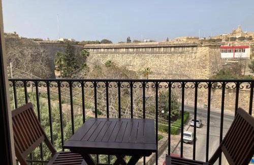 Kalkara Apartment | Grand Harbour View Lookout
