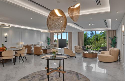 Bur Dubai Apartment | Grand Hyatt Residence