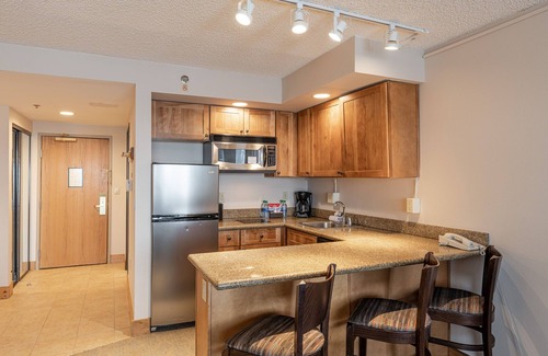 Crested Butte Condo | Grand Lodge 1-Bedroom Condo with 3 Queens & Close to Everything 1 Condo - No Cleaning Fee! by RedAwning