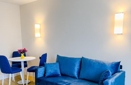 New Boulevard Hotel | GRAND PALACE TWINS TOWERS of BATUMI