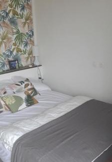 Amelie-les-Bains-Palalda Apartment | Grand studio Sophie rénové avec goût Wi-Fi balcon parking 50m des cures