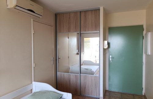 Carosse Apartment | Grand studio lumineux à Saint-Gilles-les-Bains