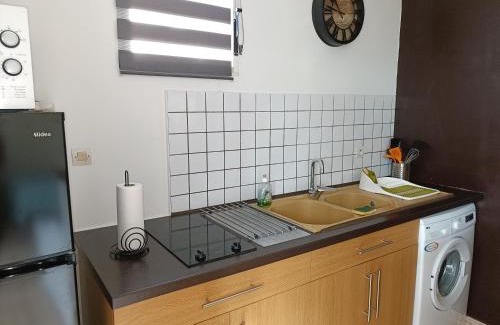 Carosse Apartment | Grand studio lumineux à Saint-Gilles-les-Bains