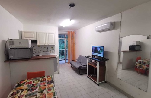 Tartane House | Grand Studio à 5 min à Pied des Plages, Commerces et Services