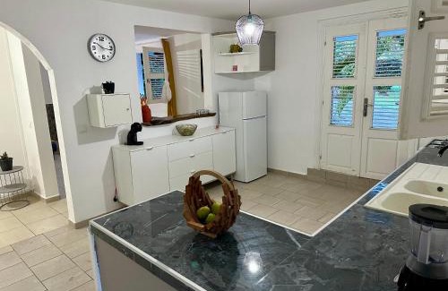 Vieux-Habitants Apartment | Grand T2 au calme en pleine nature