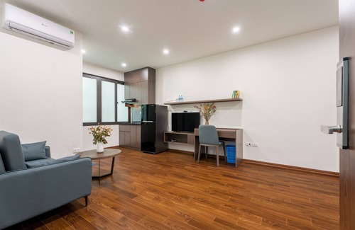 Trung Hoa Nhan Chinh Apartment | Granda Lake View Hotel & Apartment