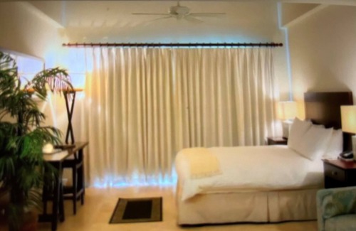 Estate Enighed Resort | Grande Bay Luxury Studio ! Great location and a fabulous resort