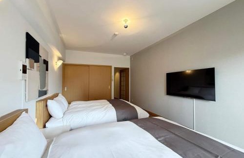 Hiroshima City Centre Apartment | Grandeur by b hotel - Quiet 1BR Near City Center Steps from Peace Park