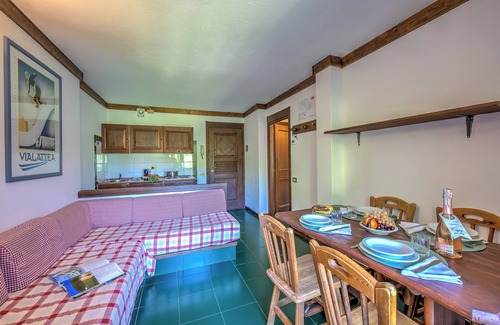 Champlas du Col Apartment | Grange Hike & Ski - 4C Sestriere