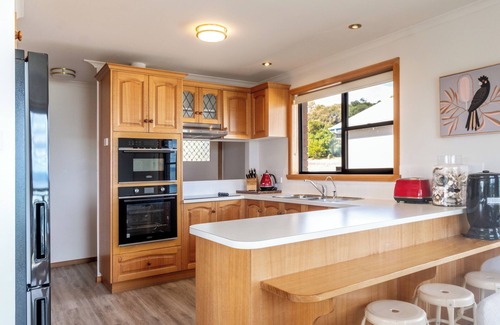 Coles Bay House | Granite Beach
