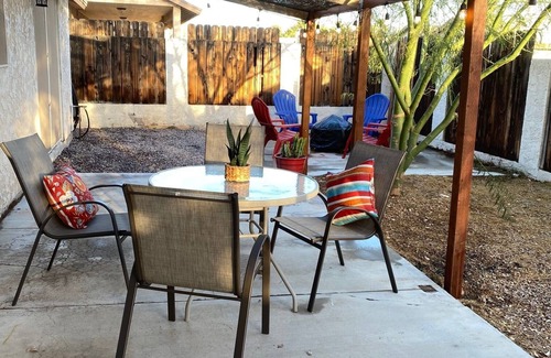Bullhead City House | Great House, 1/2 Mile to River, Rotary Park!