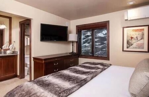 Aspen Hotel | Great Resort Aspen Core, Pool Table, Hot Tub!