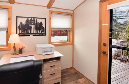 Carroll House | Great roomy home for entertaining just a few miles from Bretton Woods.