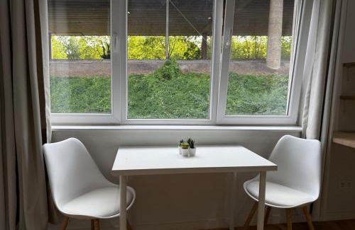 Liege Apartment | Green botanical studio 3