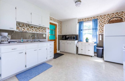 Trenton Apartment | Green Fox by Ohana Inns