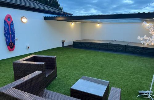 Crumlin Bed & Breakfast | Green Monkey Lodge