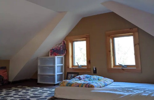 Mount Holly Cabin | Green Mountain Retreat - Enjoy Privacy 20 min from Okemo