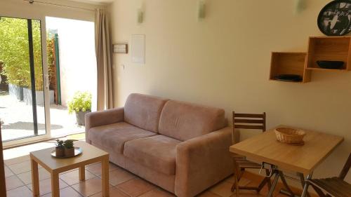 Greoux-les-Bains Apartment | GREOUX LES BAINS Maisonette avec terasse de 30 m2 et parking privé