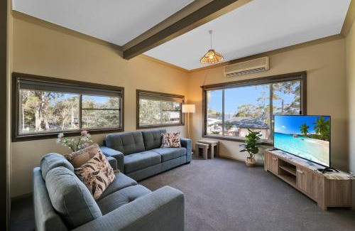 Sanctuary Point House | Greville on the bay