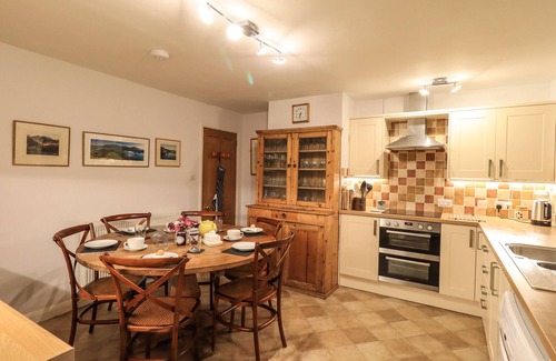 Maulds Meaburn Cottage | GREYWALLS, pet friendly, character holiday cottage in Maulds Meaburn