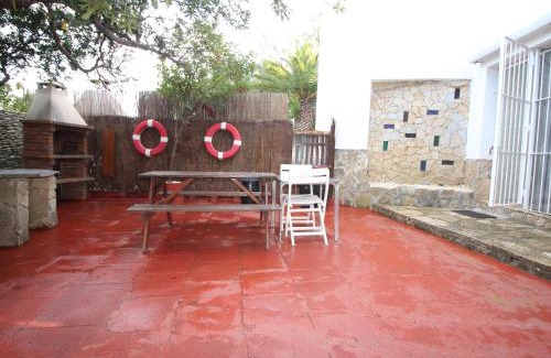 Llanca Apartment | GRIFEU 6 - Apartamento situado muy cerca de la playa de Cap Ras, para 6 personas - ES-228-195