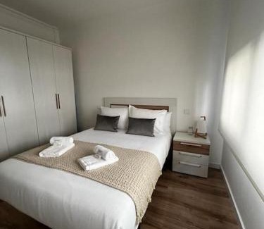 Santiago de Vigo Apartment | GRIS con Parking Gratis