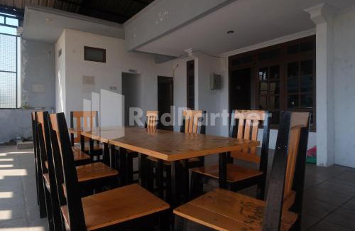 Depok Hotel | Griya Jasmine Syariah Seturan Mitra RedDoorz
