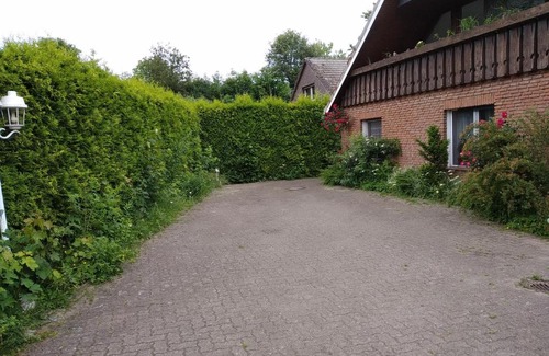 Bad Bramstedt Apartment | Große 3-Zimmer Wohnung in Bad Bramstedt mit Platz für 5 Personen
