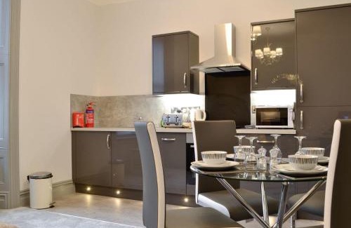 Aberystwyth Apartment | Grosvenor House APT 3