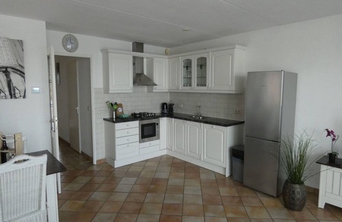 Municipality of Uitgeest Apartment | Ground-floor flat directly on the water