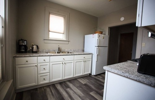 Grand Junction House | Group Basecamp 6 Bedrooms Downtown GJ
