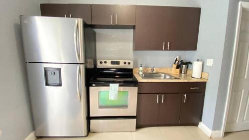 West Little Havana Apartment | Group Stay by the Grove & Gables