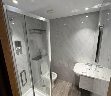 Walworth Hotel | Grove Inn