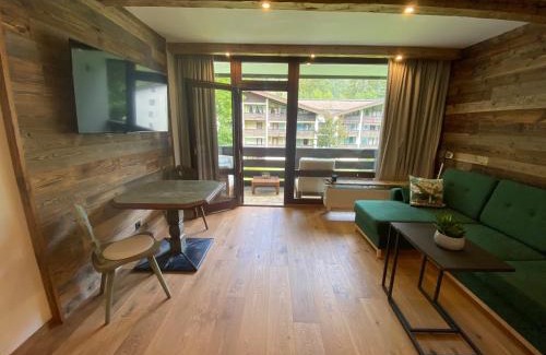 Sankt Martin bei Lofer Apartment | Grubhof Schlosspark, Chalet-Stil mit Pool und Bergblick