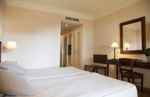 Los Barrios Hotel | Guadacorte Park Hotel by Senator