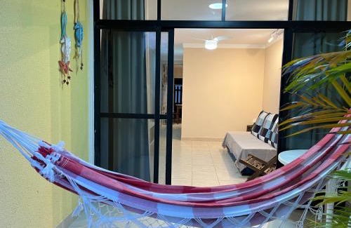 Canto do Mar Apartment | Guarajuba, Duplex pé na areia. Ótima localização!