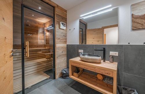 Hollersbach im Pinzgau Apartment | Guatsi