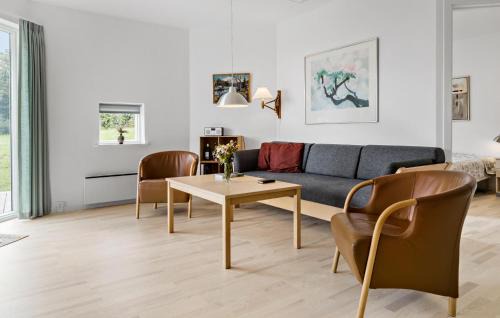 Gudhjem Apartment | Gudhjem Søpark Lejl 53