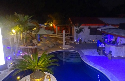 Playa Chiquita Apartment | Guest-friendly suite with jacuzzi, love swing, mirrors, perfect for single men!
