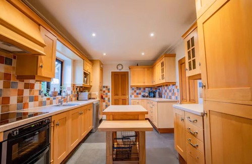 Whaddon House | Guest Homes | Longscroft Manor