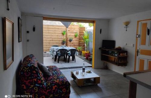 Sainte-Anne Apartment | Guest House Bien-être créole