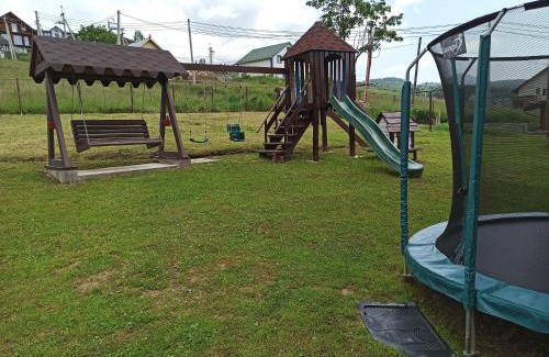 Bukovel House | Guest House Mountain